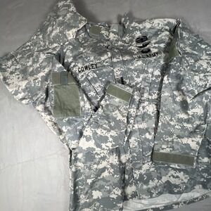 US Army Combat Uniform Set Jacket Pants And Cap ACU Digital Camo‎ Military